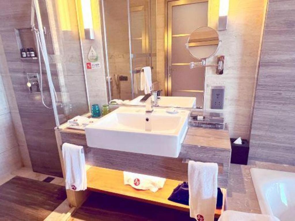 Grand View Hotel Tianjin Exterior photo